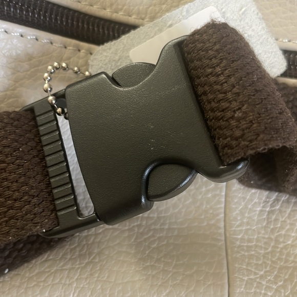 COWHIDE Leather Fanny Pack White - Picture 6 of 16